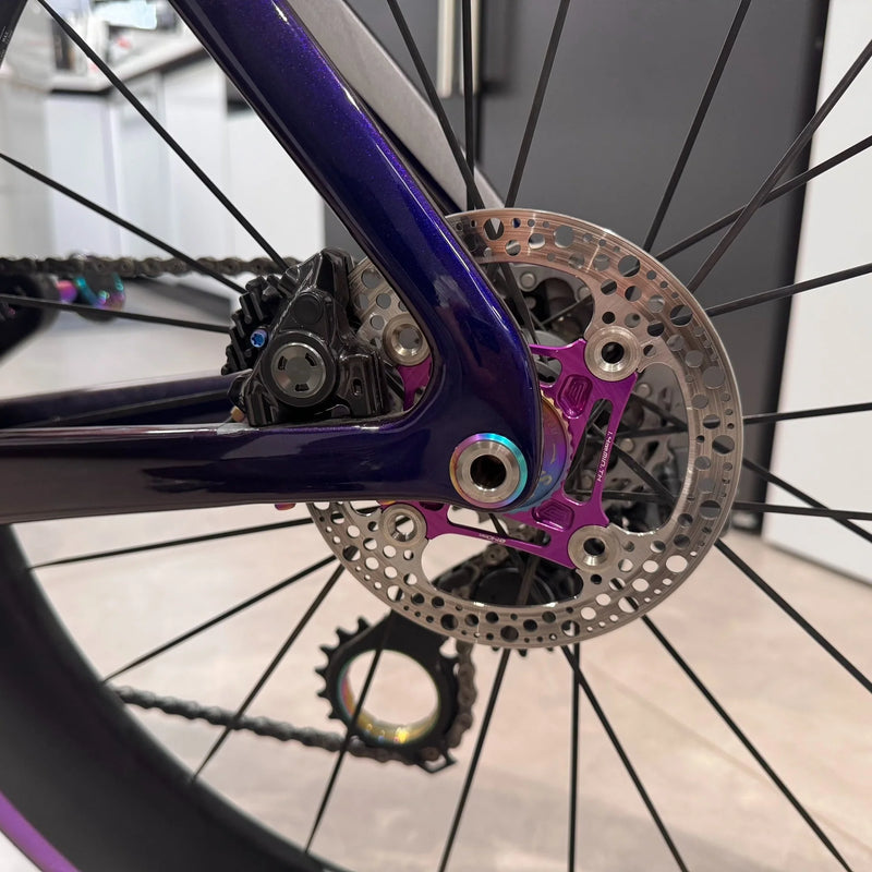 Titanium Thru Axle for Cervélo S5 – 2023–2025 Version / New 2026 Version — TC4 CNC, Mirror Polished, Custom Colors