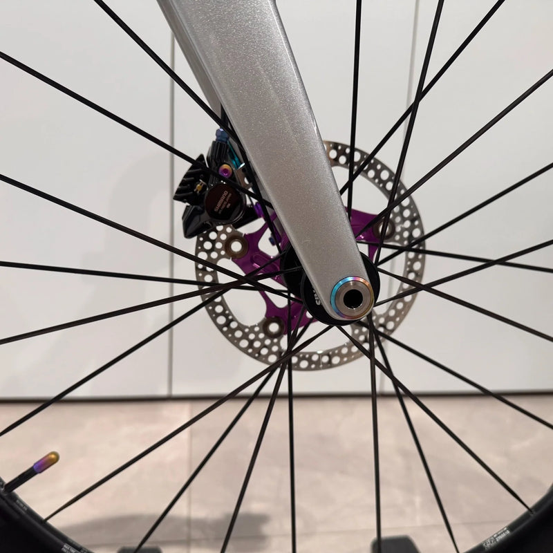 Titanium Thru Axle for Cervélo S5 – 2023–2025 Version / New 2026 Version — TC4 CNC, Mirror Polished, Custom Colors