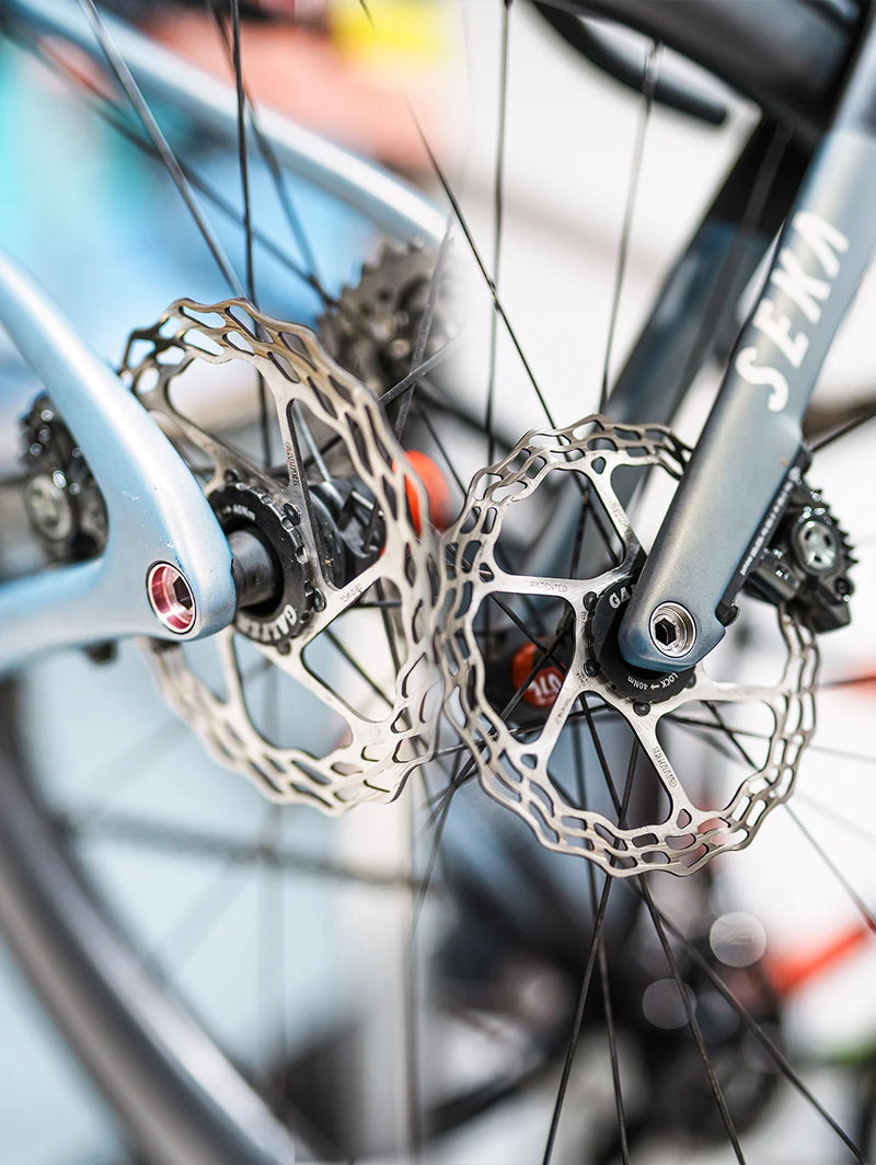 Chaser Ultralight Titanium Thru Axle Set — For SEKA Spear & Exceed Road Bikes (34g)