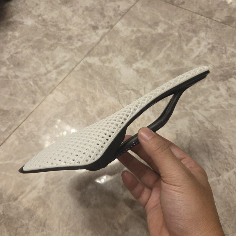 PAVEWAY SLR 4D 3D-Inspired Carbon Racing Saddle — 242 × 143mm — Black / White