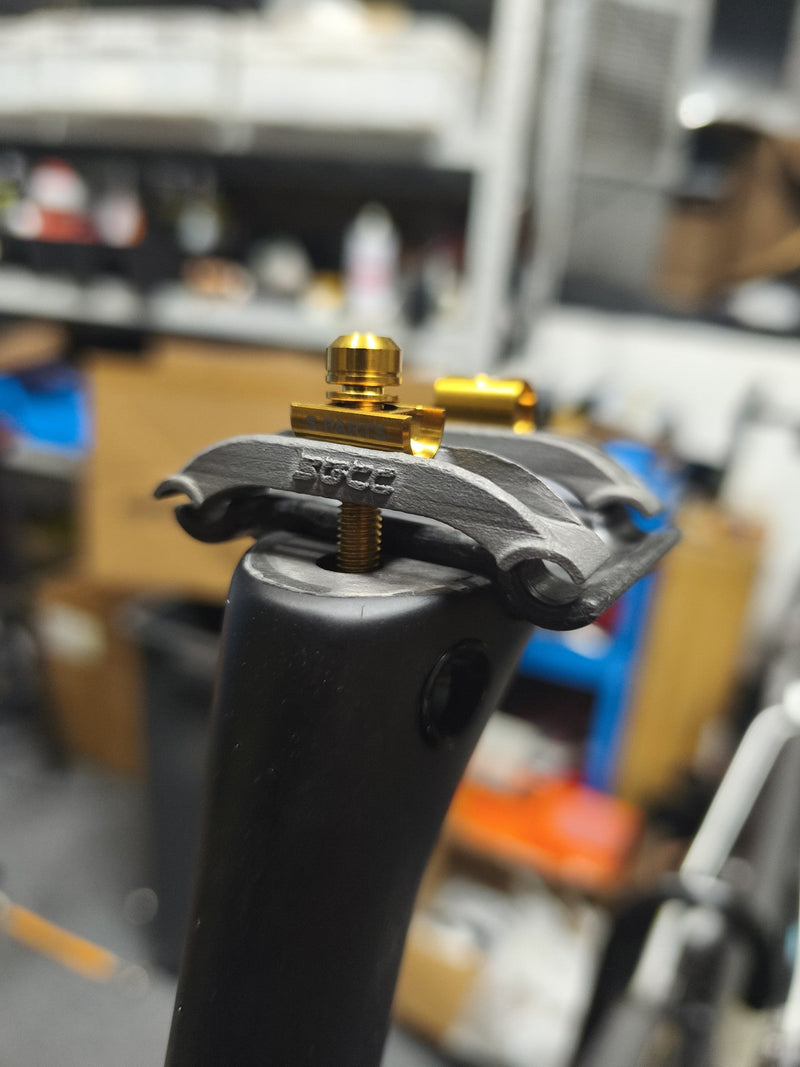 Quick Titanium Saddle Clamp Kit for Quick Pro & Quick Models — 22g Saddle Yokes + Titanium Bolts Kit Silver